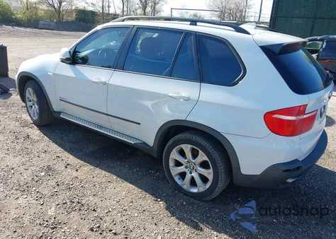 2010 BMW X5 xDrive30I z USA, uszkodzony, nr VIN 5UXFE4C59AL385079